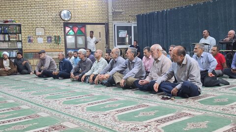 دیدار مردمی در حسینیه سیدالشهدا؛ پاسخگویی مستقیم به مطالبات شهروندان منطقه ۶