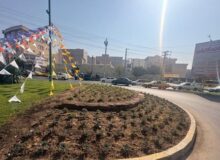 آغاز کاشت ۲۵۰۰ بوته گل فصلی در منطقه ۶ کرج / رنگ‌آمیزی مبلمان شهری و وسایل بازی در دستور کار